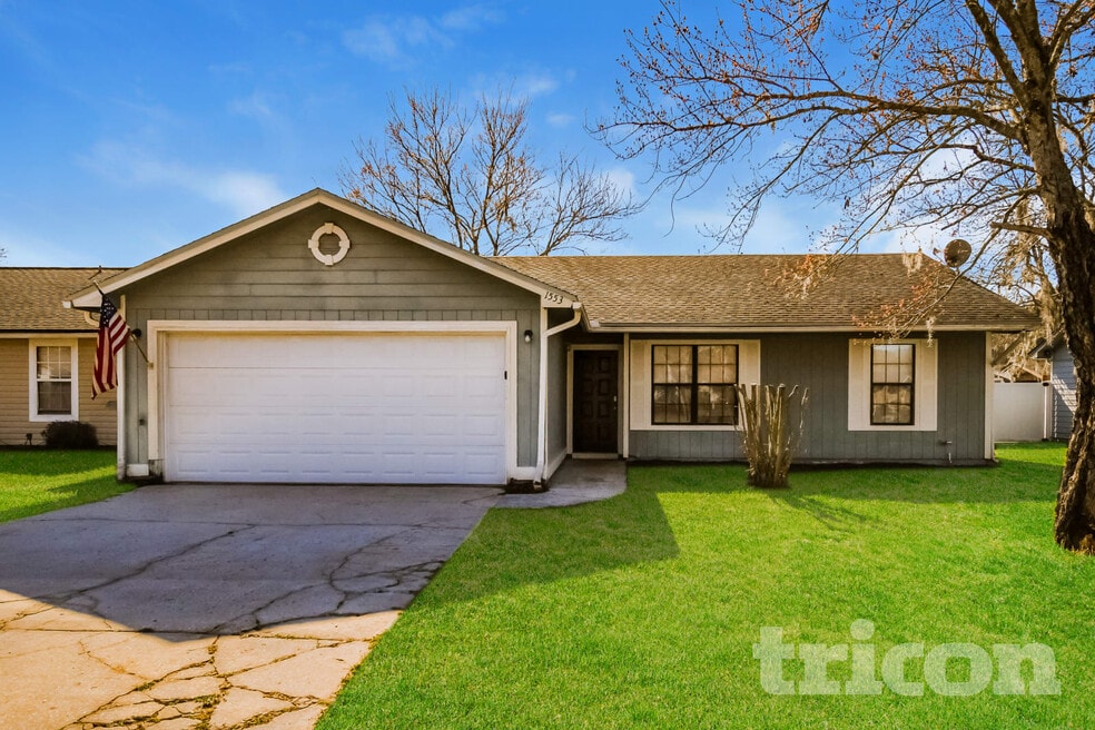 1553 Kingfisher Blvd, Orange Park, FL 32065 - photo 1