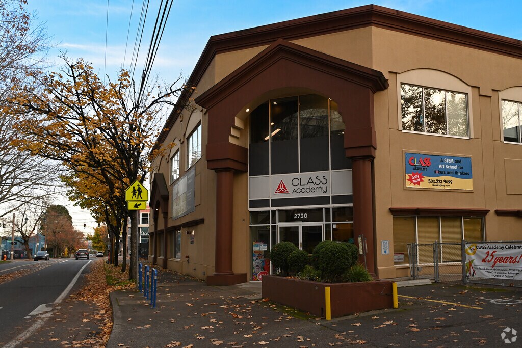 CLASS Academy provides education in the neighborhood of 
Uptown Portland.