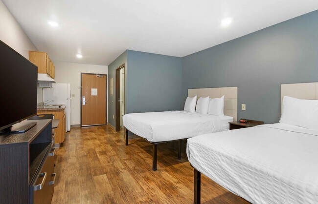 8808 N Black Cyn Hwy, Phoenix, AZ 85051 - photo 7