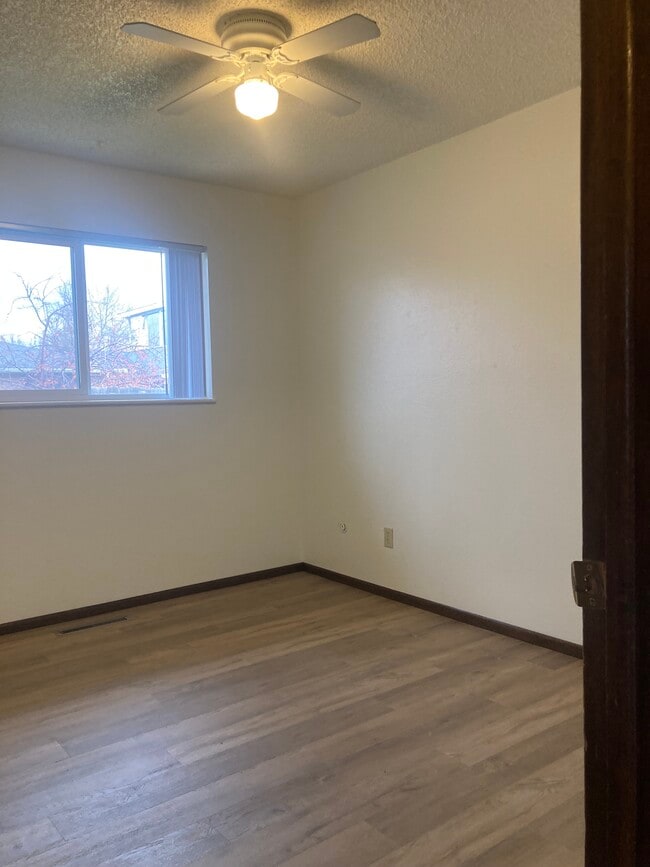 1831 E 16th St, Loveland, CO 80538 - photo 5