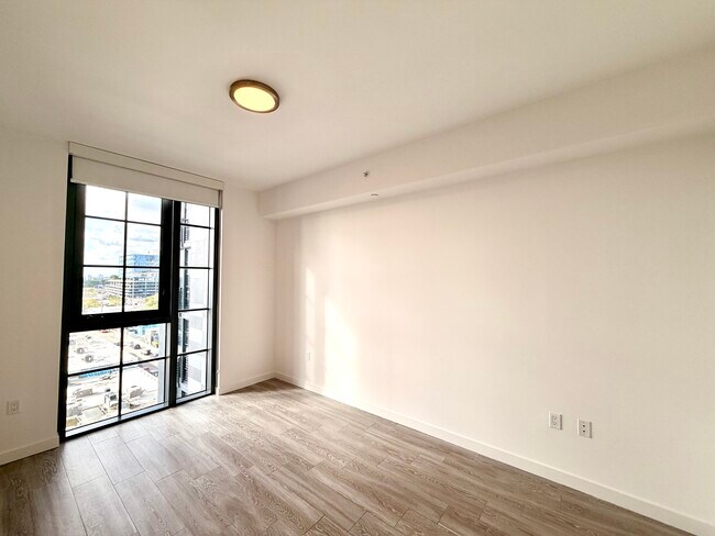 253 NW 31st St unit A2, Miami, FL 33127 - photo 4