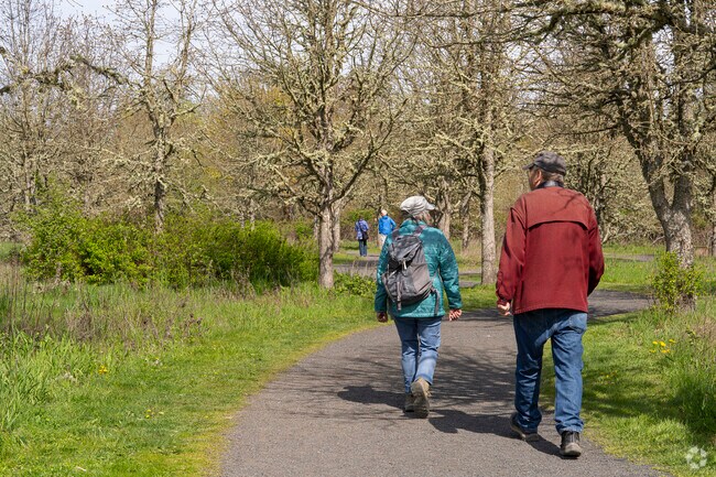 Enjoy bird watching on a scenic hike at Tualatin River National Wildlife Refuge.
