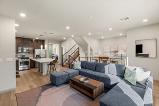 8044 Carpenter Creek Ave, Las Vegas, NV 89113