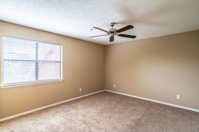 Avenues of Baldwin Park, Orlando, FL 32807 - photo 3