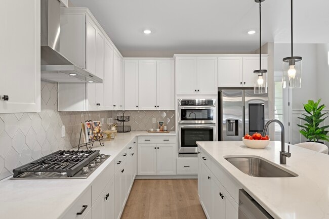 303 Breakwater Ln unit 36463819, Seneca, SC 29678 - photo 7