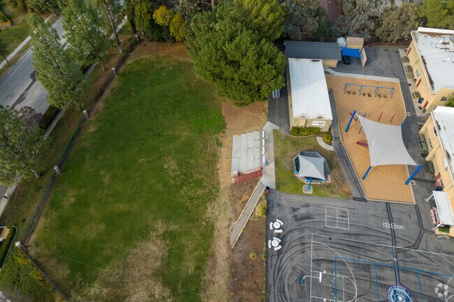 The courses at Valley Preparatory School encourage critical thinking and creativity.