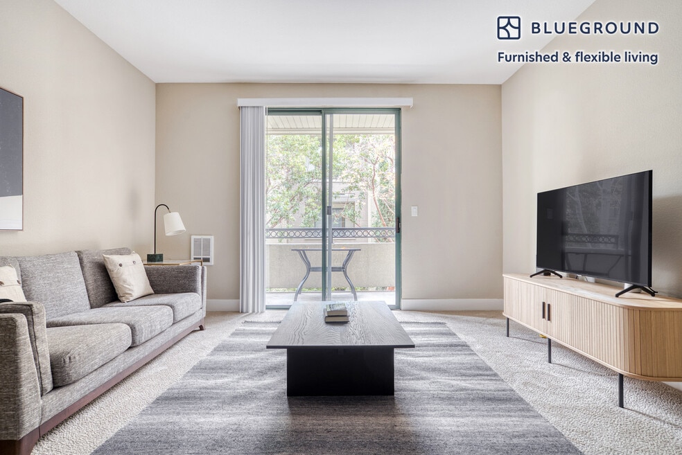 2201 Bridgepointe Pkwy unit FL2-ID713, Foster City, CA 94404 - photo 1