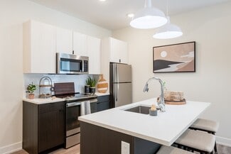 306 Canfield Ave, Bridgeport, CT 06605