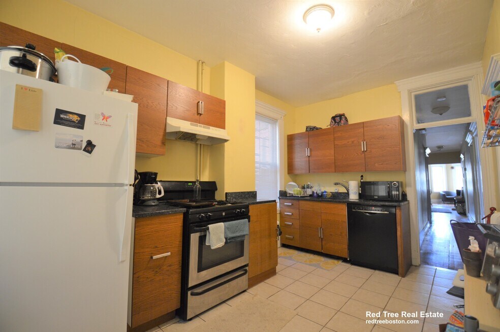 1721 Commonwealth Ave unit 3, Brighton, MA 02135 - photo 1