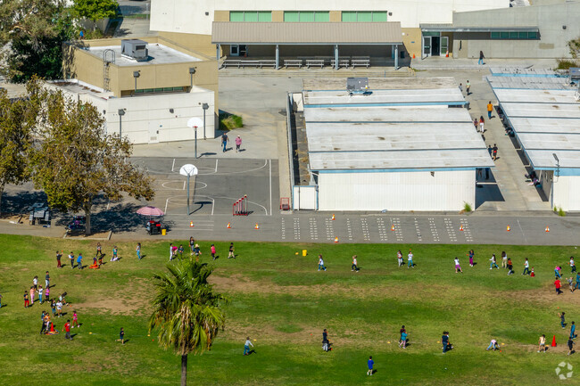 Valley View Elementary School offers plenty of fun after-school activities.