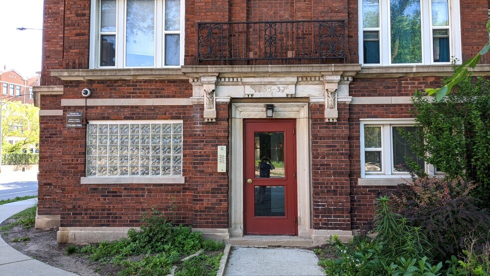 7735 N Sheridan Rd unit 49-1, Chicago, IL 60626 - photo 1