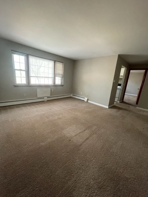 170 High St unit B1, East Hartford, CT 06118 - photo 1
