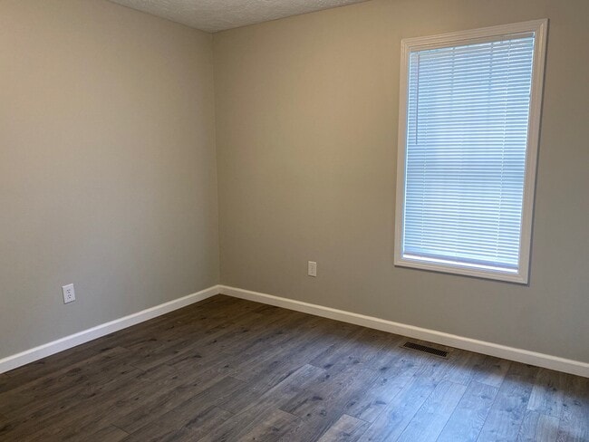 231 McGee Loop, Jackson, TN 38305 - photo 5