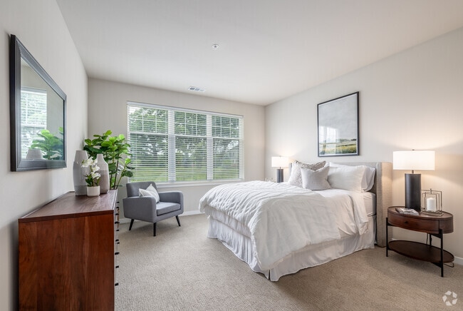 Seasons at North Aurora, North Aurora, IL 60542 - photo 2