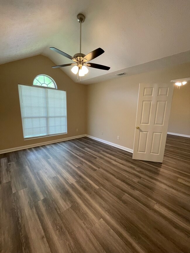 Smiths Station, Smiths Station, AL 36877 - photo 3