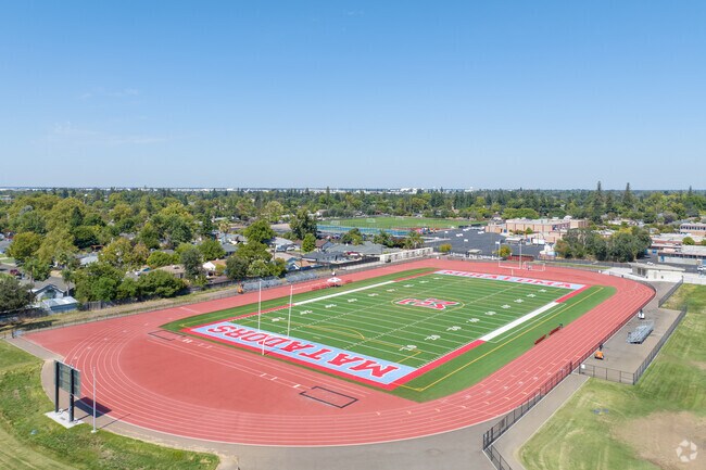 Mira Loma High School features excellent athletic facilities, including football and tennis.