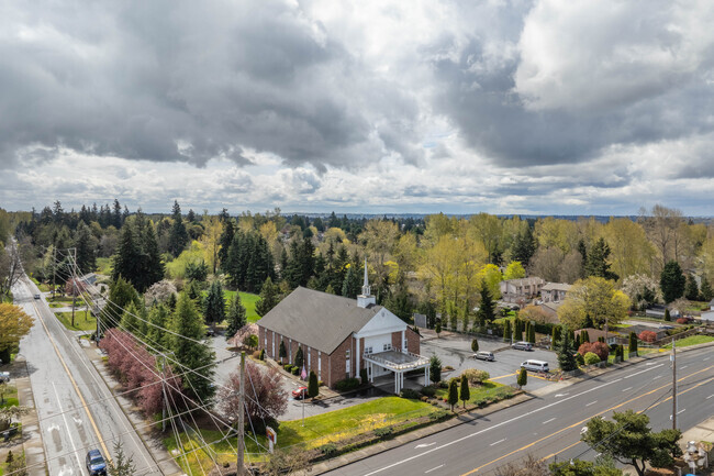 Cascade Vista Baptist School