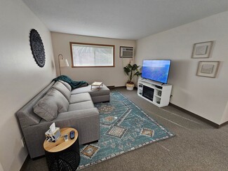 101 University Dr S, Fargo, ND 58103