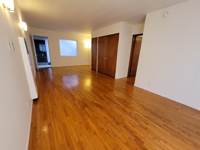 2360 Walgrove Ave unit 3, Los Angeles, CA 90066 - photo 4