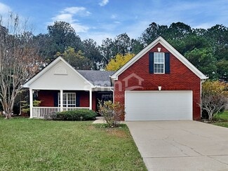 2710 Meadow Gate Way, Loganville, GA 30052