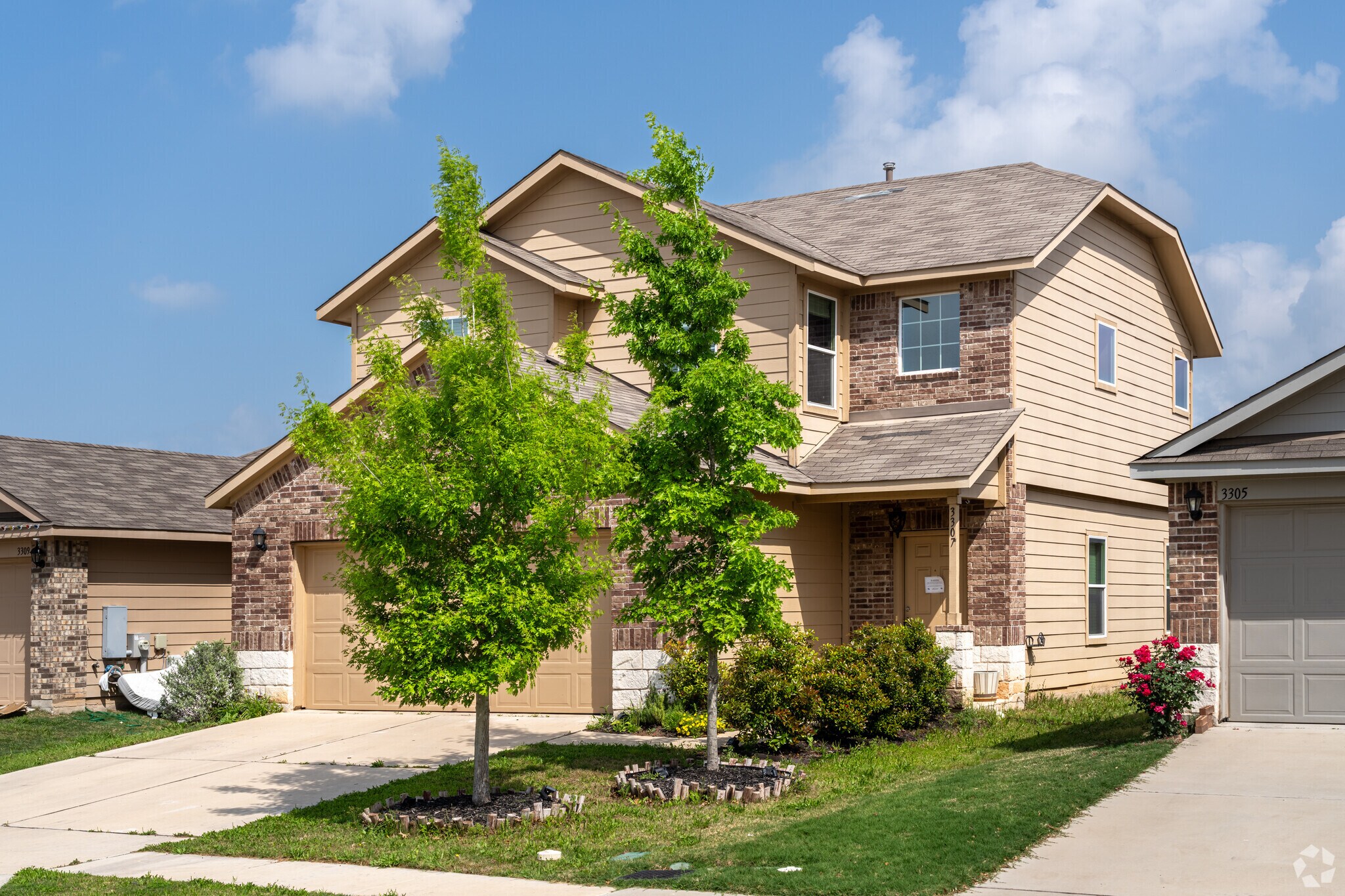 Updated Hornsby Bend home offers modern living in a historic Austin neighborhood.
