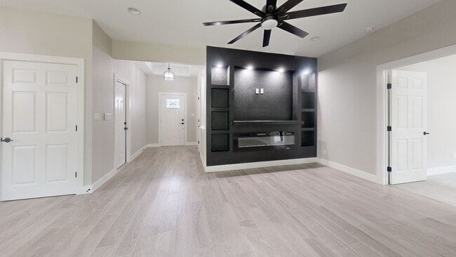 137 Puu Waa Ln, Bastrop, TX 78602 - photo 2