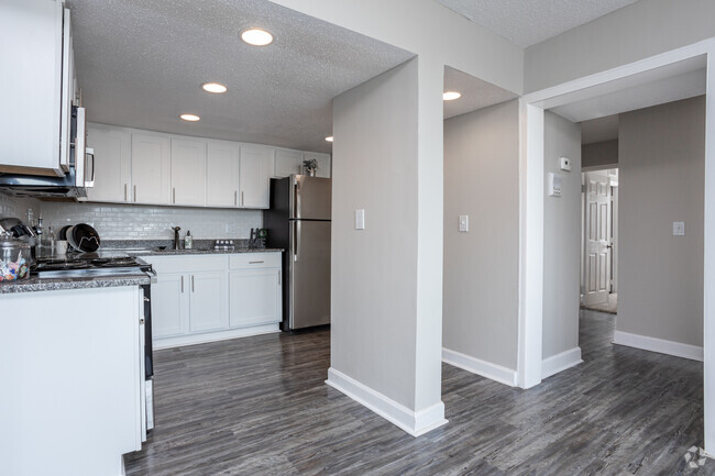 3BR, 2BA - 1,737SF - Kitchen