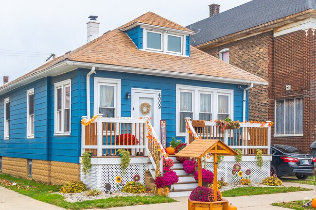 East Chicago homeowners like to decorate for the holidays.