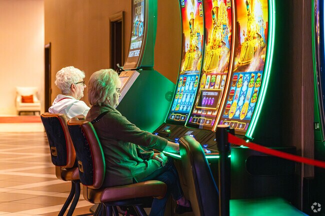 Experience Soboba Casino Resort with luxury hotel stays, top-tier restaurants, and endless entertainment.