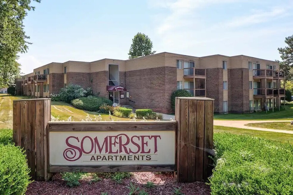 Somerset Apartments, Flushing, MI 48433 - photo 1