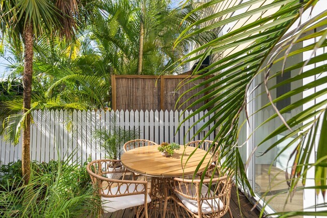 634 Louisa St, Key West, FL 33040 - photo 7