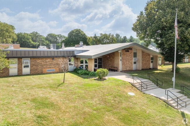 McIntosh Elementary School is located in Rockford, IL.