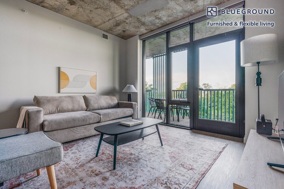 3030 Potomac Ave unit FL3-ID1032, Arlington, VA 22202 - photo 1