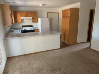 320 S 4th St Unit 1, Ames, IA 50010