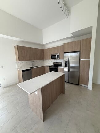 2311 NE 174th St Unit B3, North Miami Beach, FL 33160