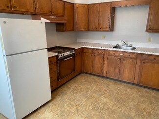 815 4th St SW Unit 817, Valley City, ND 58072