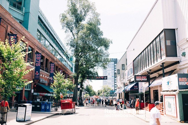 1191 Boylston St unit 50, Boston, MA 02215 - photo 2