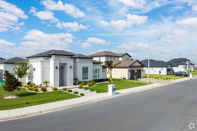 A variety of modern one and two story style homes can be found in the neighborhood Pharr.