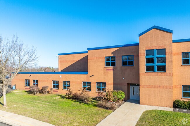 Teachers at Walton Farm Elementary School receive top marks.