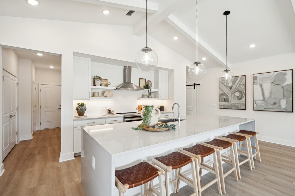 129 Mage St, Bloomingdale, GA 31302 - photo 1