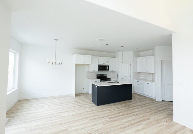 603 W Salvia Dr unit Lot 2366, Saratoga Springs, UT 84045 - photo 6