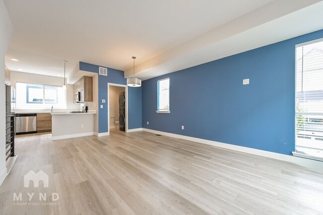 1079 Chase St, Lakewood, CO 80214 - photo 6