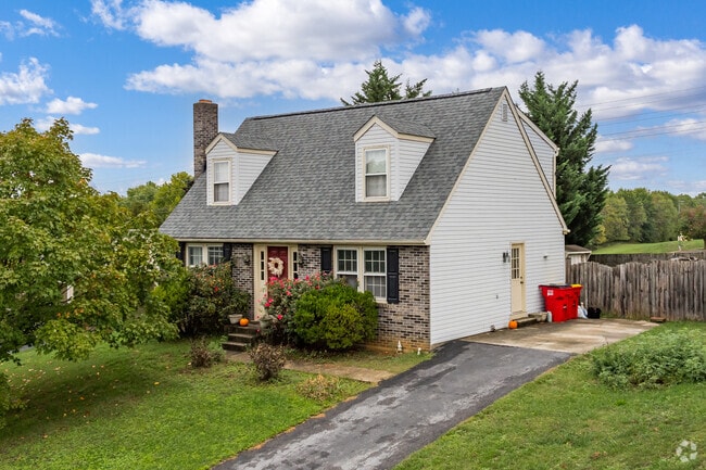 You'll find a handful of cape cods scatter throughout Northeast Hagerstown.