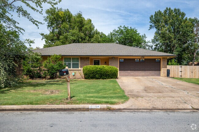 Single Family homes offer affordable options in the Millwood Neighborhood.