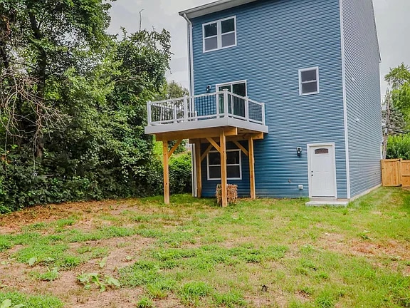 8906 Chestnut Ave, Bowie, MD 20720 - photo 2