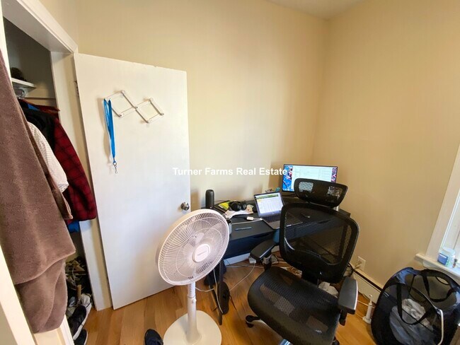 6 Bickford Ave unit 3, Roxbury Crossing, MA 02120 - photo 4