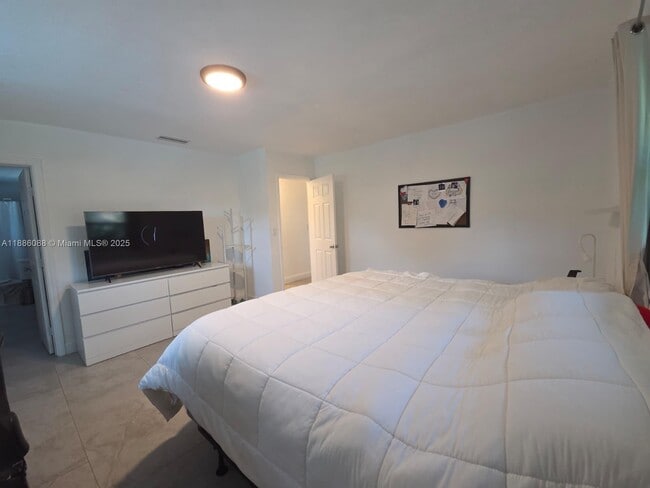 14001 Mustang Trail, Southwest Ranches, FL 33330 - photo 7