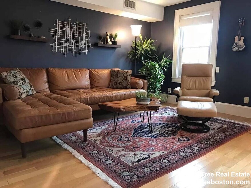 445 Main St unit 3, Boston, MA 02129 - photo 1