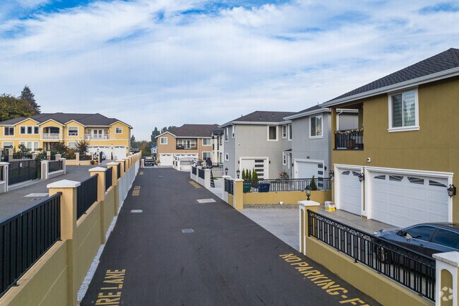 New construction is also available in Thorndyke.