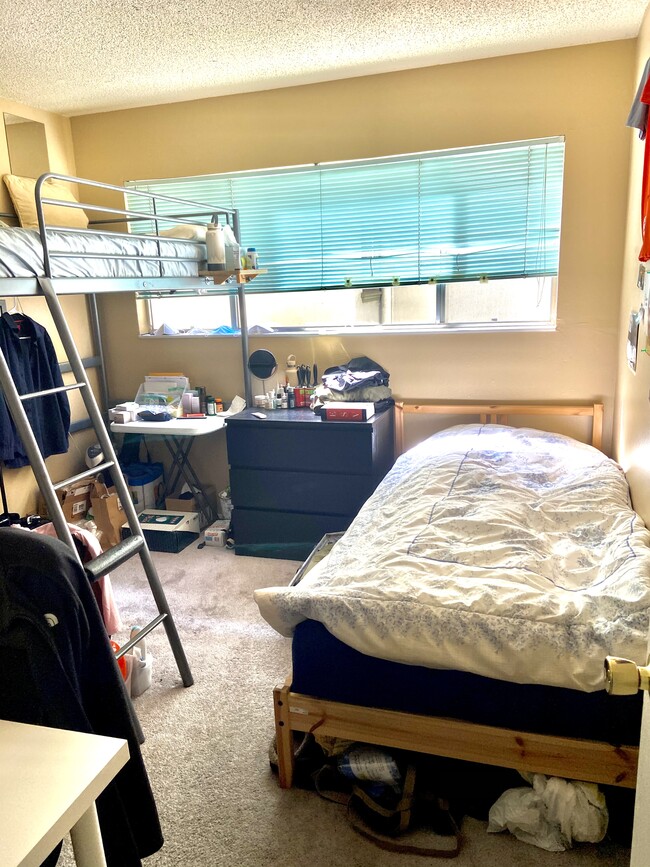 Two person bedroom.